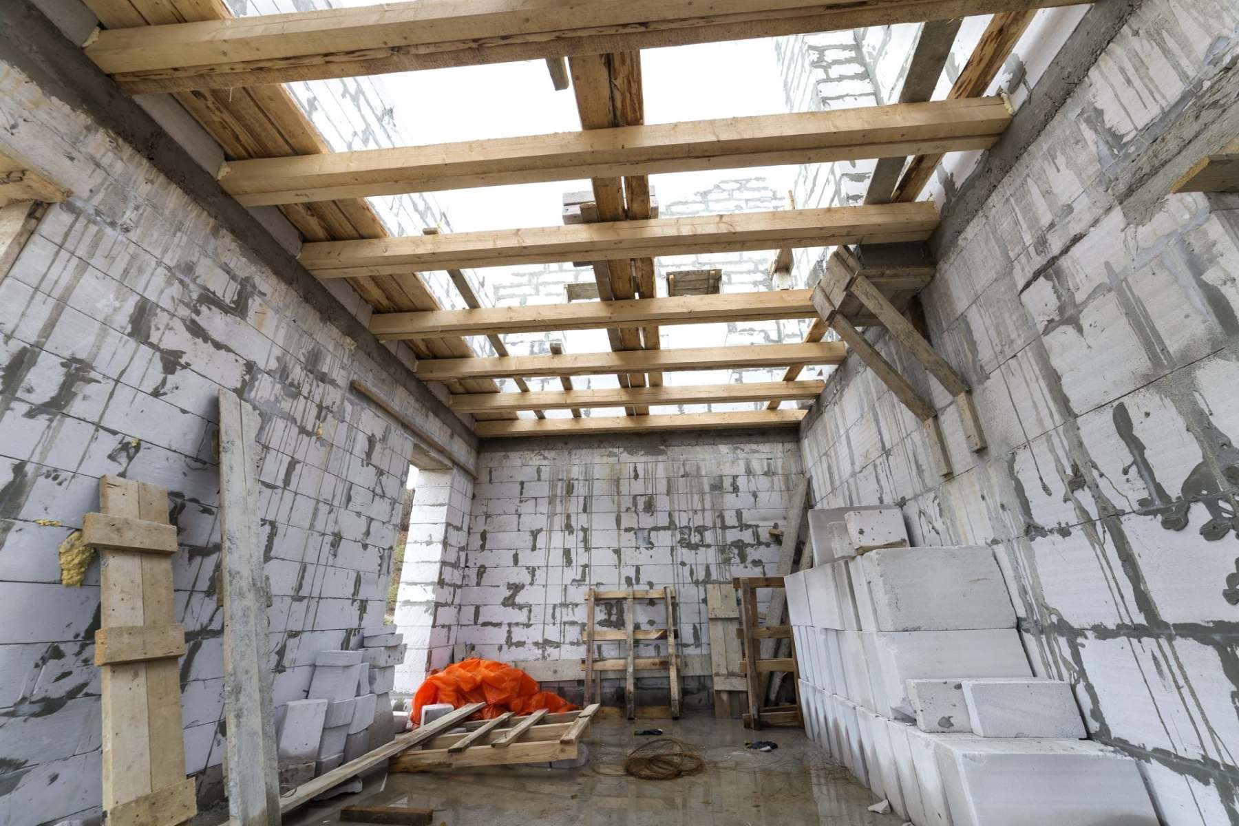 Builders in Worthing
